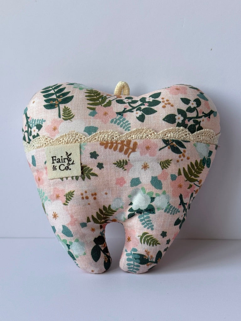 ma dent pochette, flora
